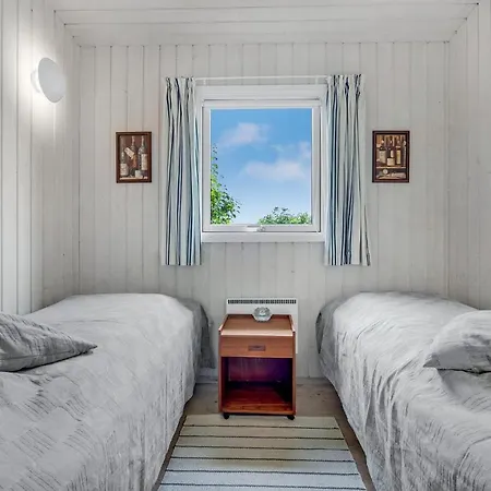 Tatil Evi Stunning In Idestrup With Wifi *